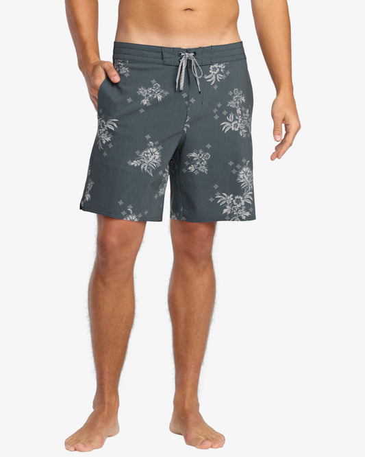 Mens Good Times 17.5" Lo Tide Boardshorts