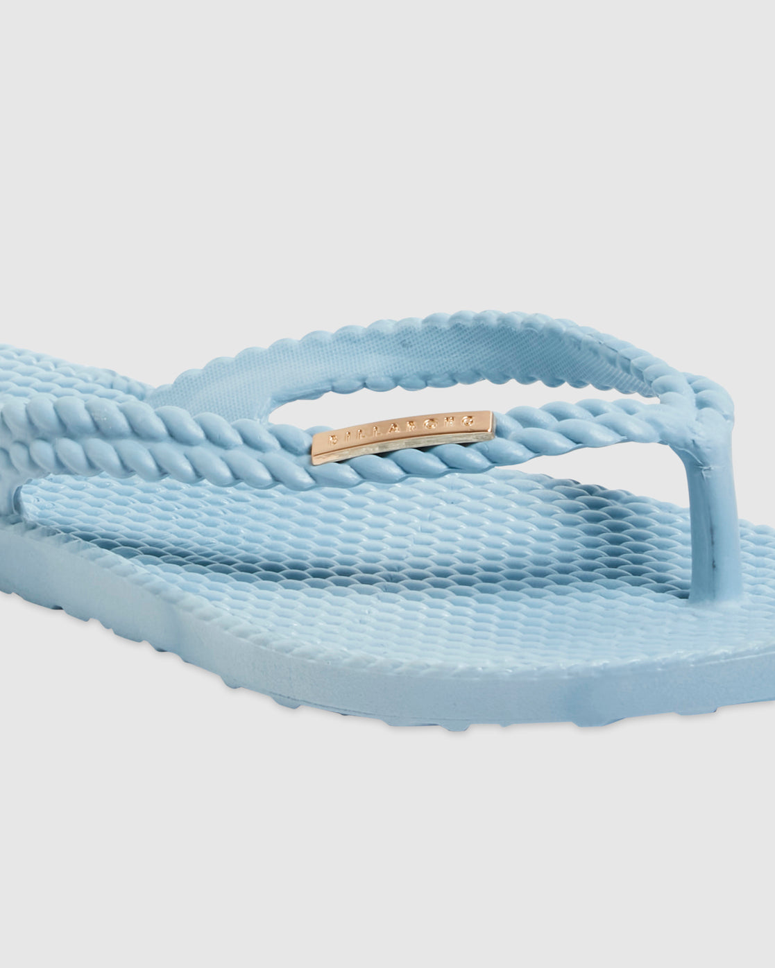 Womens Kick Back Solid Flip Flops