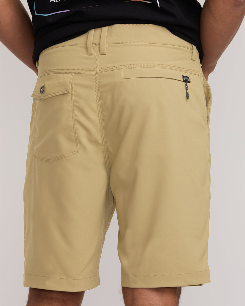 Surftrek Journey 20" Hybrid Shorts