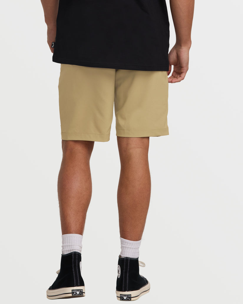 Surftrek Journey 20" Hybrid Shorts