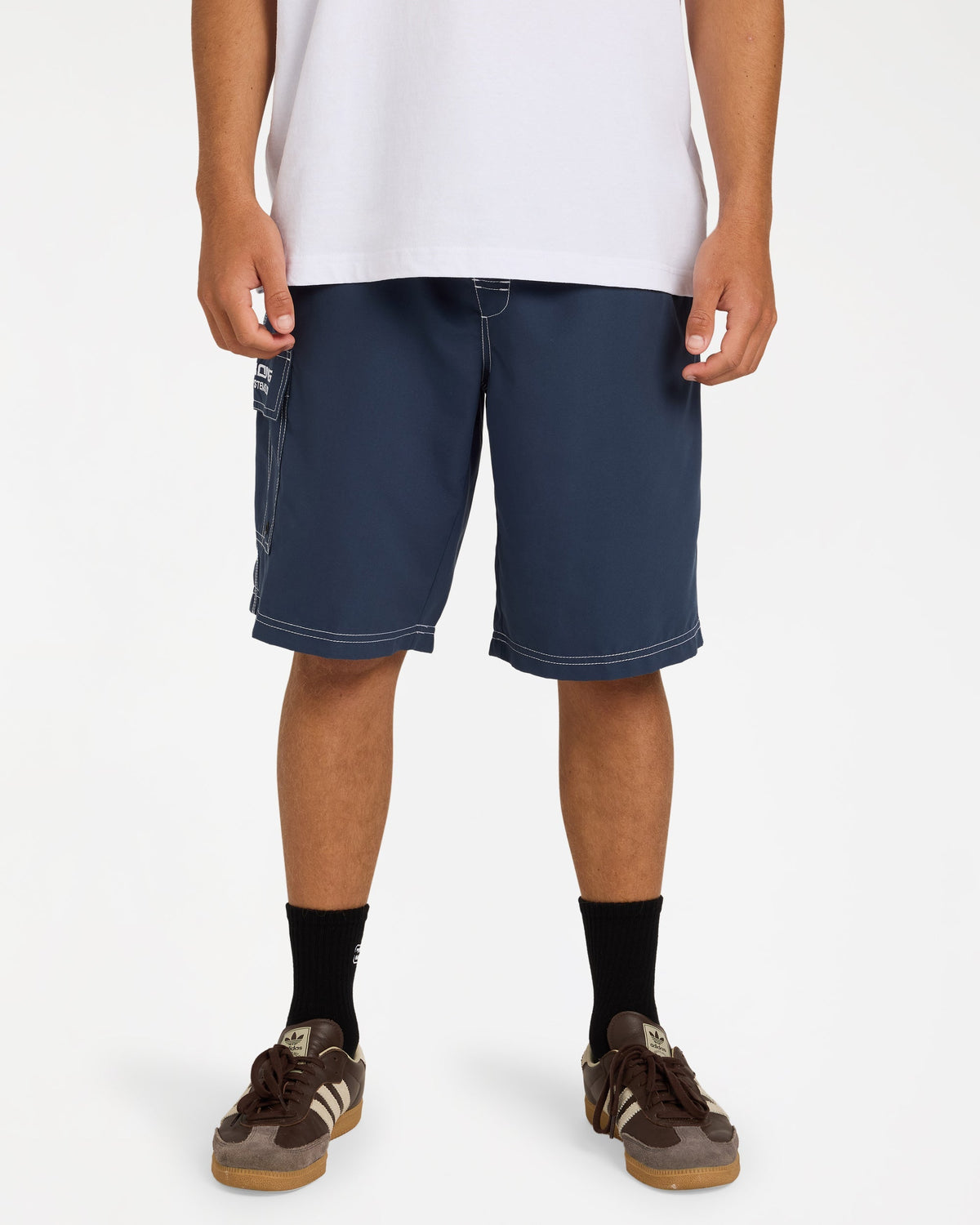 Mens Throw 22 Inch Boardshorts