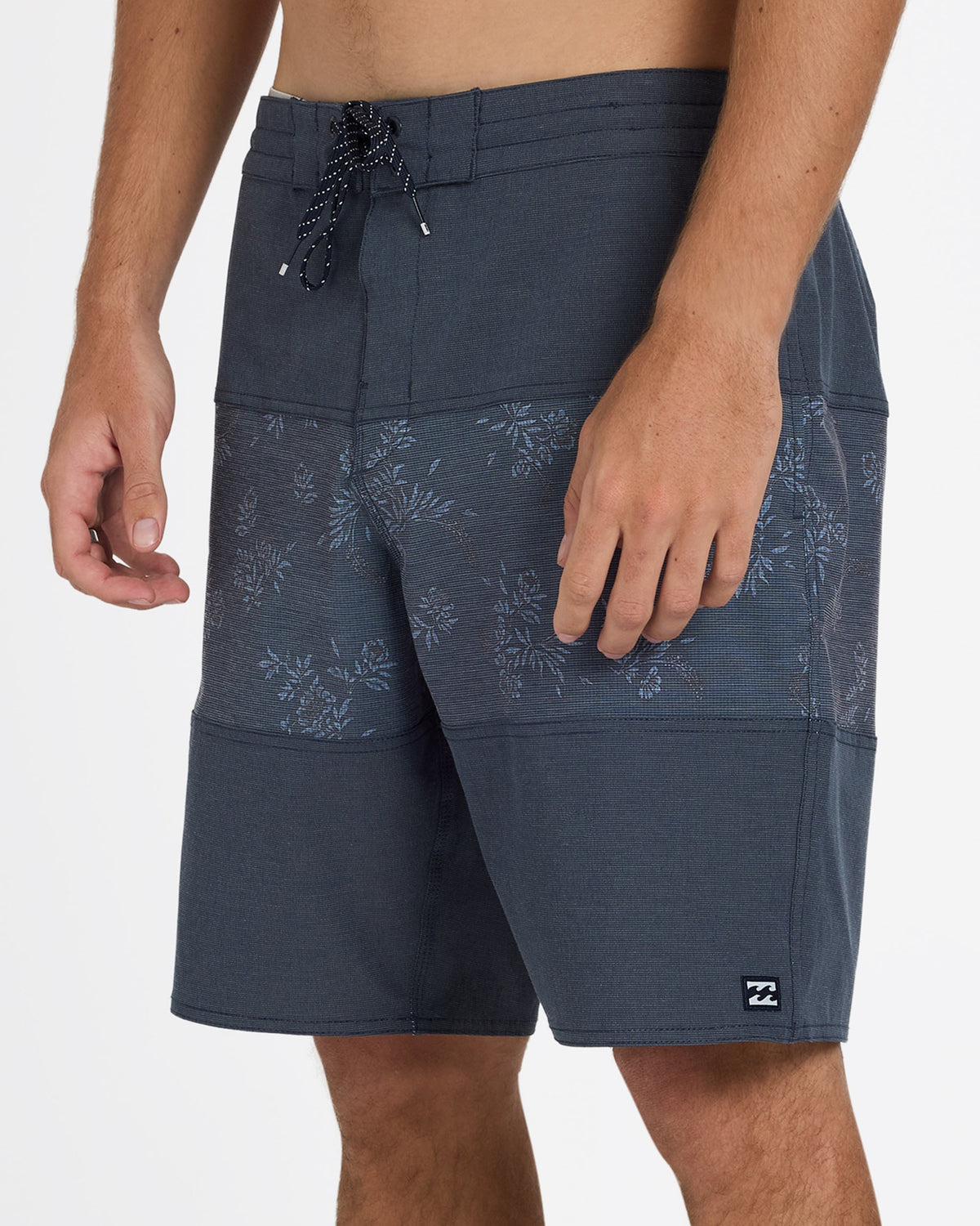 Mens Tribong 18.5 Inch Boardshorts
