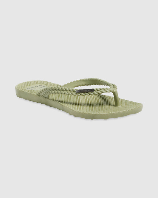 Womens Kick Back Solid Flip Flops